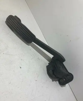 Volvo S80 Accelerator throttle pedal 9157552