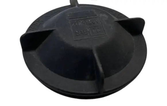 Land Rover Discovery 3 - LR3 Headlight/headlamp dust cover 