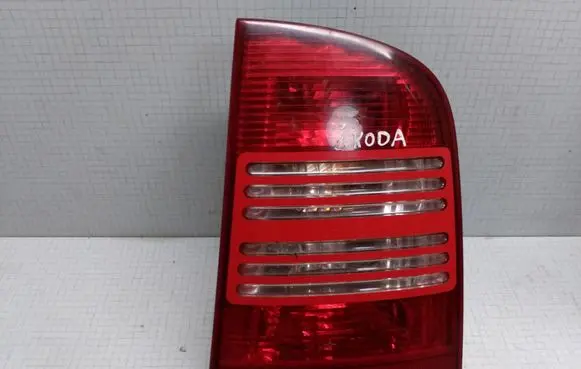 Skoda Octavia Mk1 (1U) Rear/tail lights 1U9945096B 1U9945112B 1U9945258