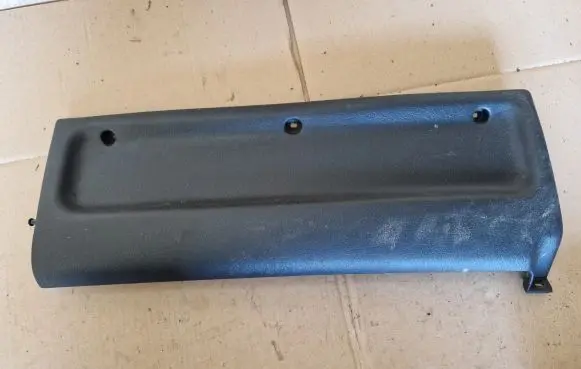 Volkswagen PASSAT B4 Dashboard lower bottom trim panel 3A1857924D