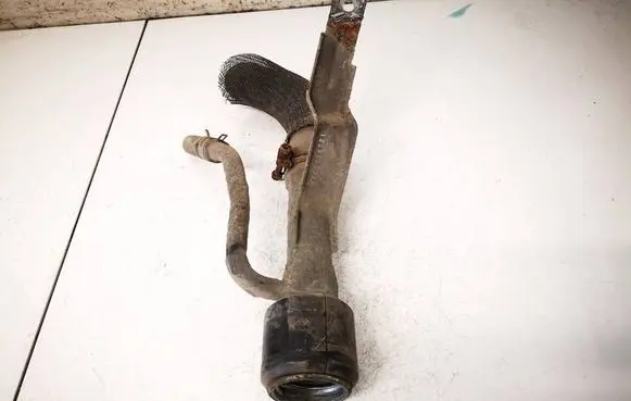 Nissan NV200 Fuel tank filler neck pipe