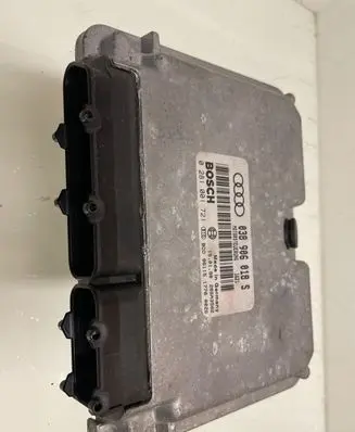 Audi A4 S4 B5 8D Engine control unit/module 038906018S 28SA3502 0281001721