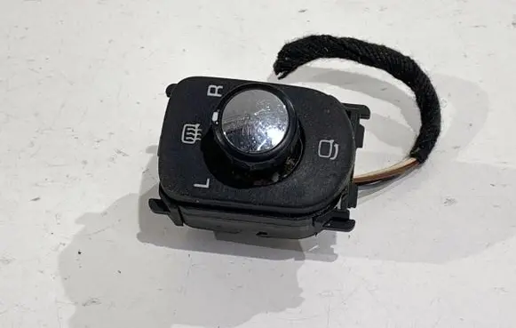 Volkswagen Touareg I Wing mirror switch 7L6959565J