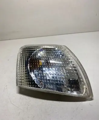 Volkswagen PASSAT B5 Front indicator light