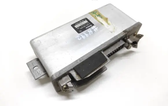 Audi 80 90 S2 B4 ABS control unit/module 0265100025 443907379B