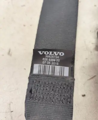 Volvo XC90 Rear seatbelt 39825724