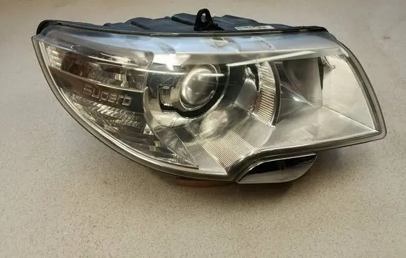 Skoda Superb B6 (3T) Headlight/headlamp 1ZS24704710 3T1941016E 24704710000182