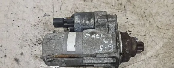 Volkswagen Golf V Starter motor