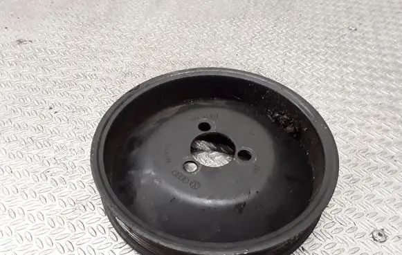 Volkswagen Crafter Power steering pump pulley 074121031