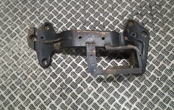 BMW X5 E53 Gearbox mounting bracket 6762275 22316762275