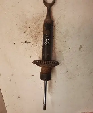 Volkswagen PASSAT B5.5 Front shock absorber/damper