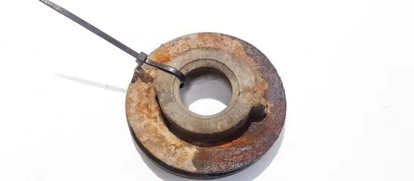 Skoda Octavia Mk2 (1Z) Front coil spring rubber mount 