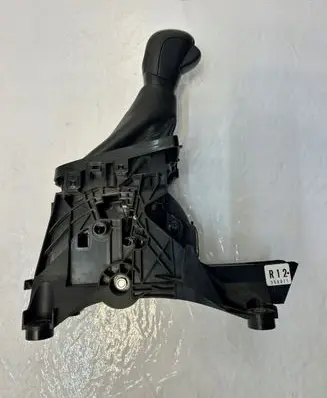 Suzuki Swift III Gear shifter/selector