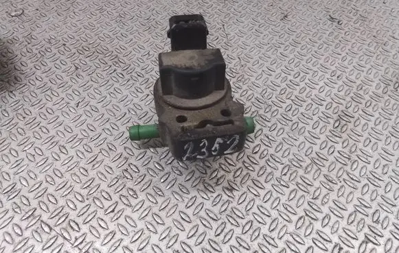 Valve vacuum