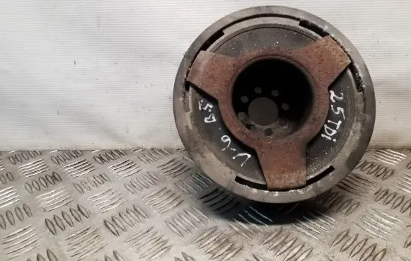 Volkswagen PASSAT B5 Crankshaft pulley