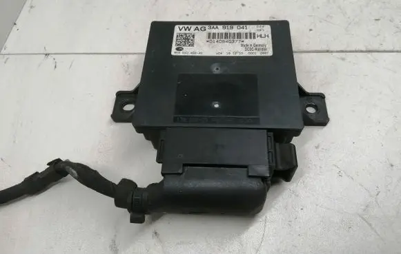 Volkswagen PASSAT CC Power management control unit 3AA919041