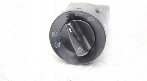 Volkswagen PASSAT B5 Light switch