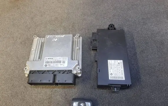 Engine ECU kit and lock set