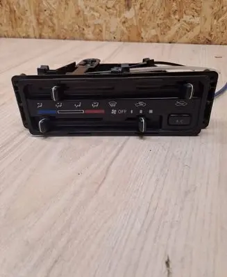 Suzuki Alto Climate control unit