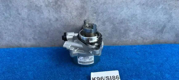 Maserati Quattroporte Vacuum pump 303259