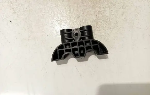 Hyundai Kona I Other exterior part d143cwglb