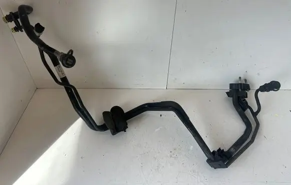 Air conditioning (A/C) pipe/hose