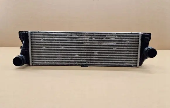 Mercedes-Benz Sprinter W907 W910 Intercooler radiator