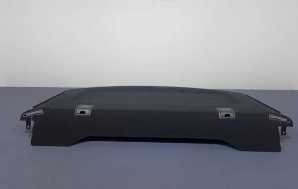 Parcel shelf