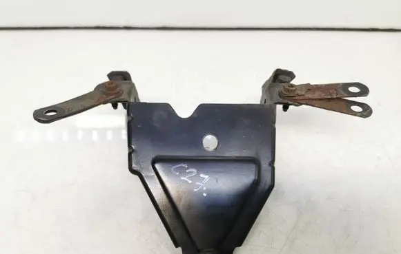 Mercedes-Benz A W169 Other engine bay part A1696220028 130000200