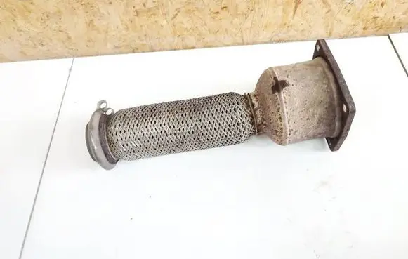 Subaru Legacy Muffler pipe connector clamp 