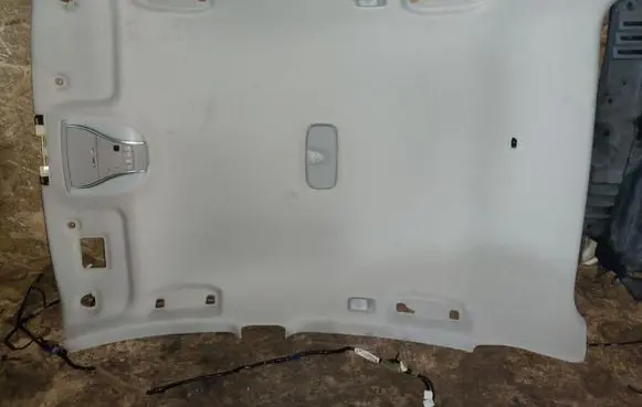 Infiniti Q70 Y51 Headlining 