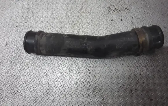 Intercooler hose/pipe