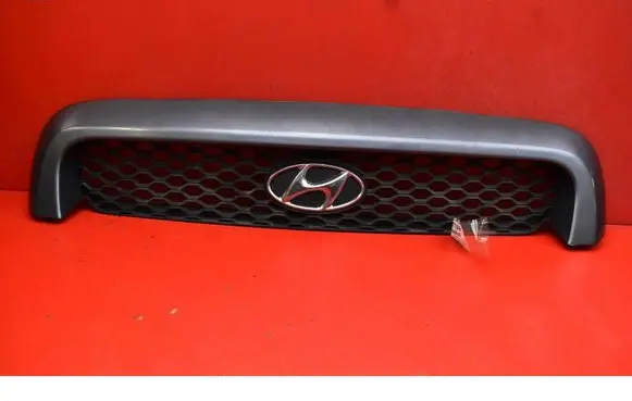 Hyundai Santa Fe Front grill 8635226900