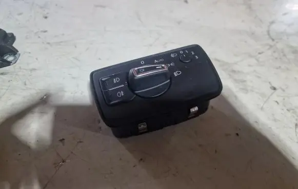 Volkswagen PASSAT B8 Light switch 3Q0941633