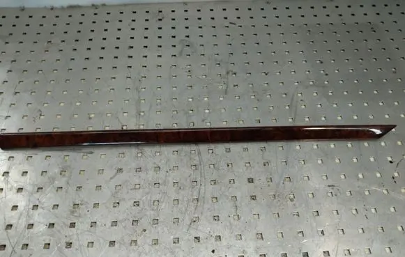 BMW 5 E39 Other front door trim element 8200714