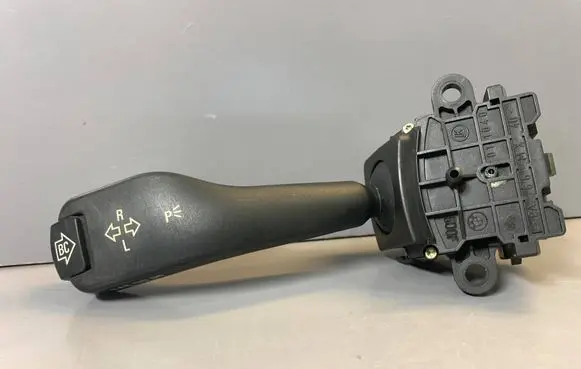 BMW 5 E39 Indicator stalk 01104010 8363668