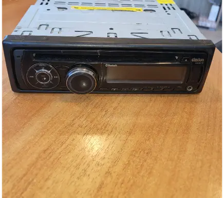 Nissan Navara D22 CD/DVD changer 051722877