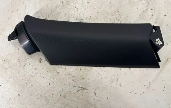 Audi Q3 F3 (C) pillar trim 83A867287