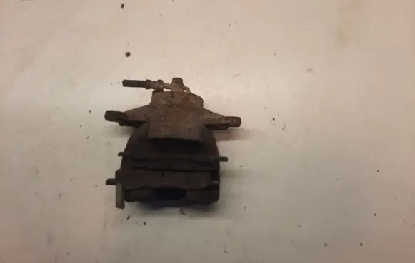 Toyota Corolla Verso E121 Front brake caliper