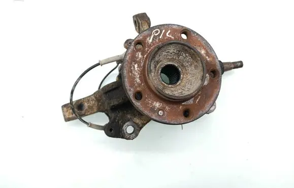 Renault Master III Front wheel hub