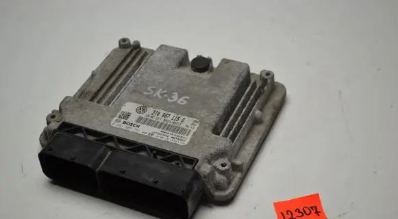 Skoda Octavia Mk2 (1Z) Engine control unit/module 1Z0907115F 3T0907115G 0261S05741