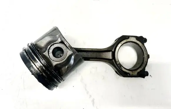 Piston with connecting rod