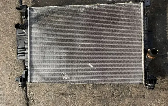 Ford Kuga II Coolant radiator EJ738005A