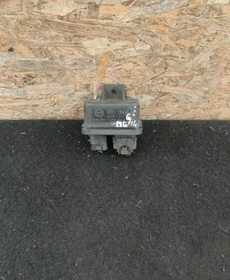 Mazda 6 Glow plug pre-heat relay SH0118650