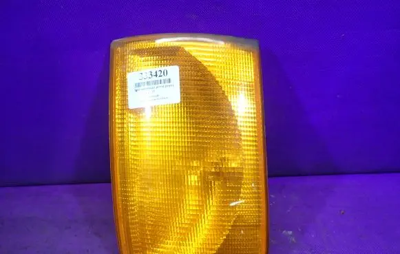 Volkswagen PASSAT B5.5 Front indicator light 08-441-1526R-F
