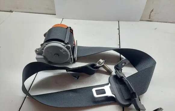 Nissan Navara D23 Middle seatbelt (rear) 888544KJ0A 2T0812
