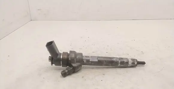 Fuel injector