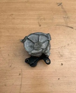 BMW 3 E90 E91 Vacuum pump D1651A 0602T