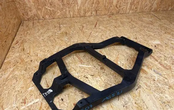 MG MG5 ev Radiator mount bracket 10737506