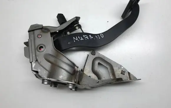 Nissan Murano Z50 Brake pedal 
